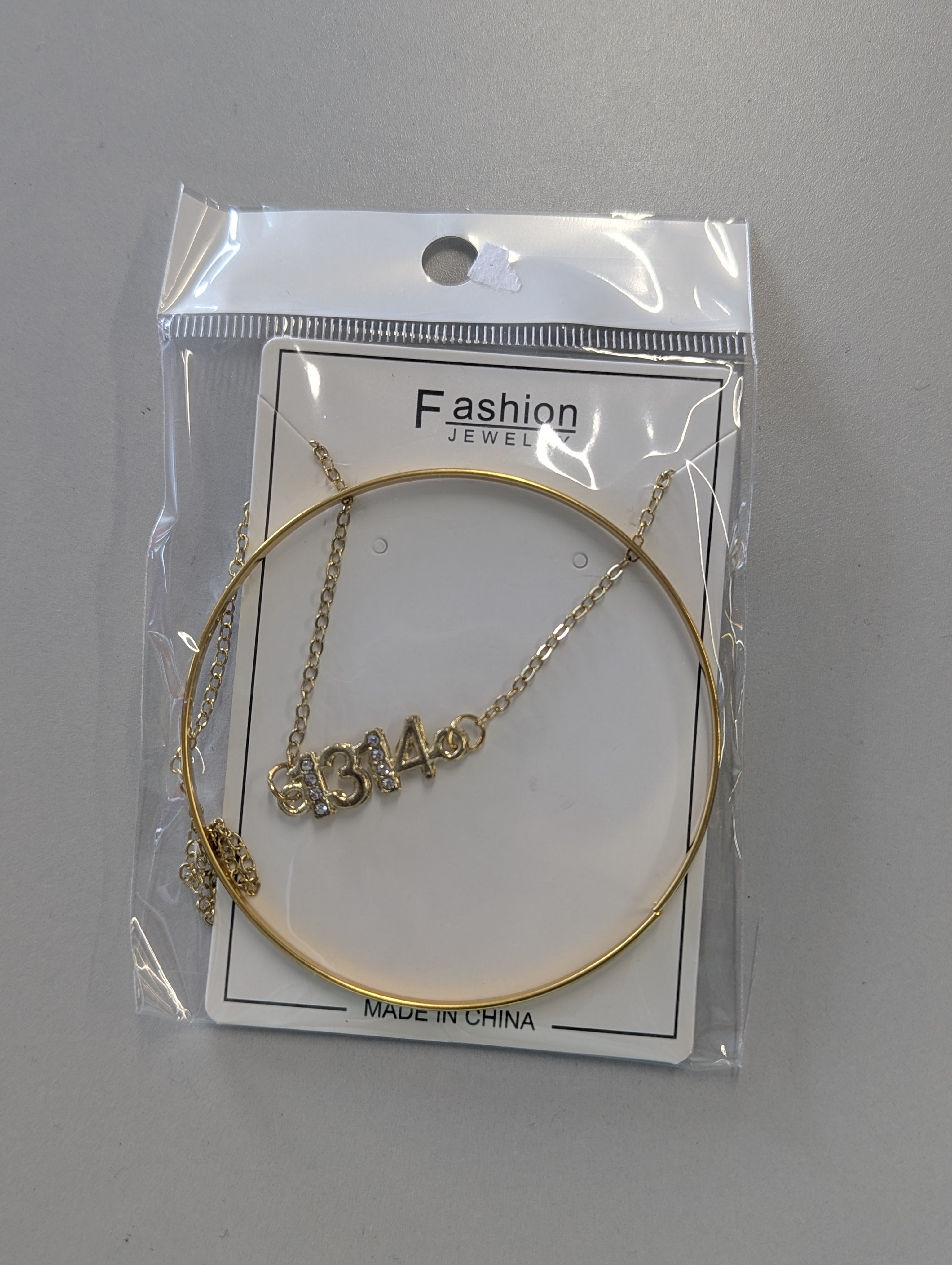 Bracelet and necklace set